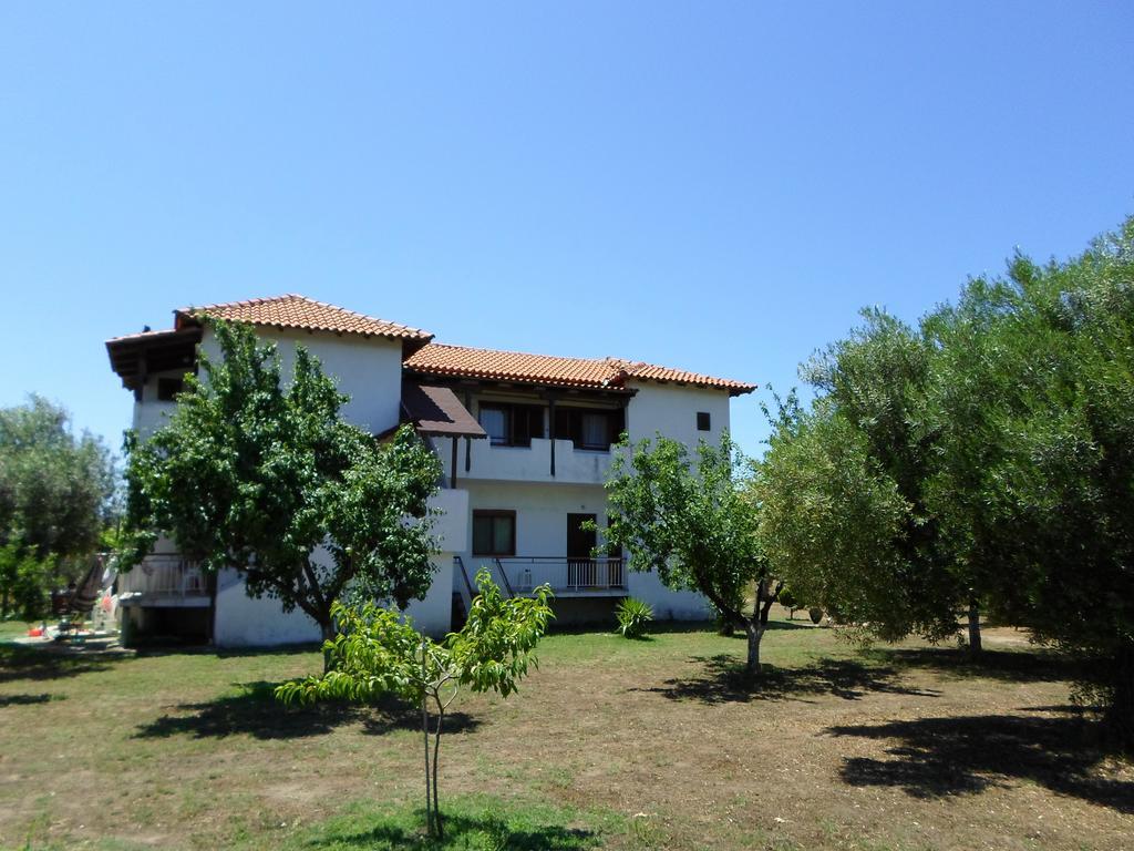 Bozelia Apartments 托罗尼 外观 照片